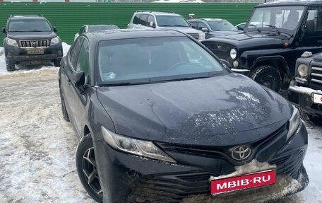 Toyota Camry, 2018 год, 2 500 000 рублей, 1 фотография