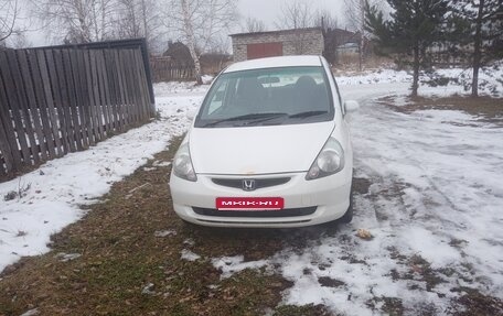 Honda Fit III, 2002 год, 385 000 рублей, 1 фотография