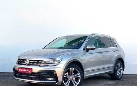 Volkswagen Tiguan II, 2019 год, 2 657 800 рублей, 1 фотография