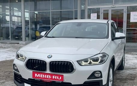 BMW X2, 2018 год, 2 250 000 рублей, 2 фотография