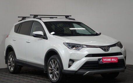 Toyota RAV4, 2019 год, 2 299 000 рублей, 3 фотография