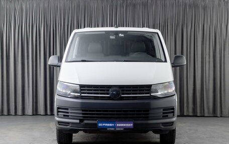 Volkswagen Caravelle T6 рестайлинг, 2019 год, 3 499 000 рублей, 3 фотография