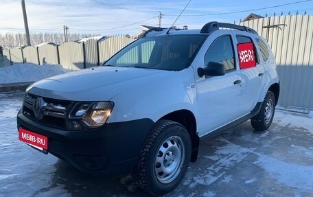 Renault Duster I рестайлинг, 2017 год, 1 050 000 рублей, 2 фотография