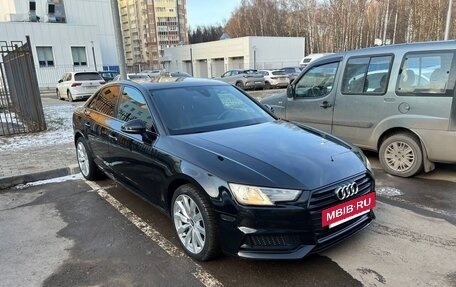 Audi A4, 2019 год, 2 650 000 рублей, 3 фотография