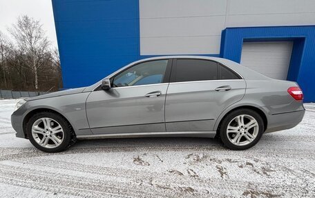 Mercedes-Benz E-Класс, 2012 год, 1 850 000 рублей, 6 фотография