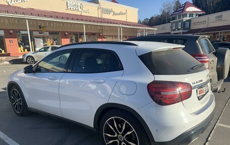 Mercedes-Benz GLA, 2019 год, 2 700 000 рублей, 2 фотография