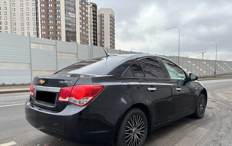 Chevrolet Cruze II, 2011 год, 610 000 рублей, 3 фотография