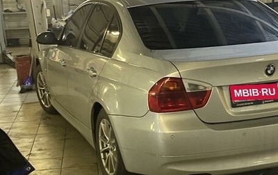 BMW 3 серия, 2005 год, 900 000 рублей, 1 фотография