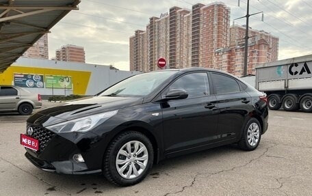 Hyundai Solaris II рестайлинг, 2021 год, 1 750 000 рублей, 1 фотография