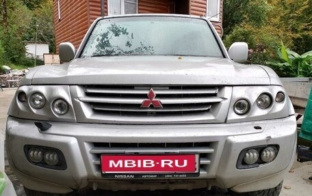 Mitsubishi Pajero III рестайлинг, 2002 год, 750 000 рублей, 1 фотография