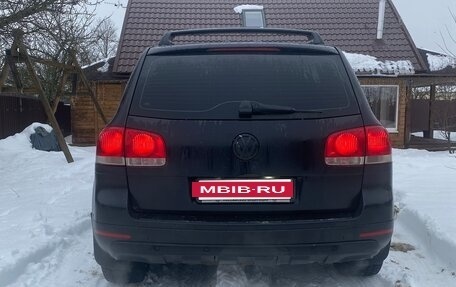 Volkswagen Touareg III, 2004 год, 670 000 рублей, 5 фотография