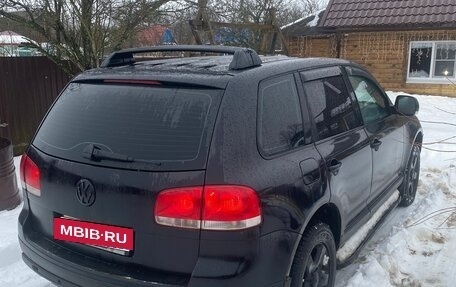 Volkswagen Touareg III, 2004 год, 670 000 рублей, 6 фотография