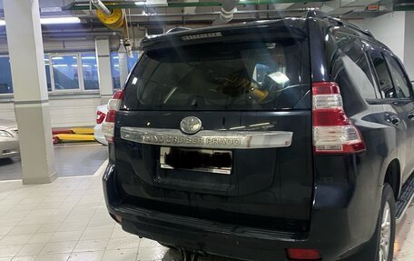 Toyota Land Cruiser Prado 150 рестайлинг 2, 2015 год, 3 499 000 рублей, 3 фотография