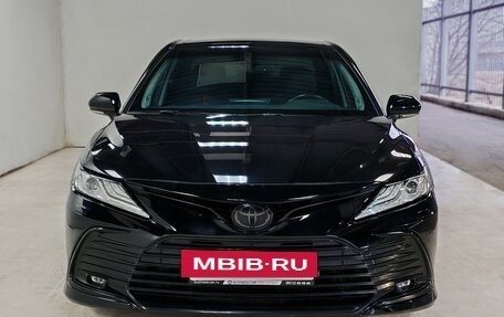 Toyota Camry, 2021 год, 3 790 000 рублей, 2 фотография