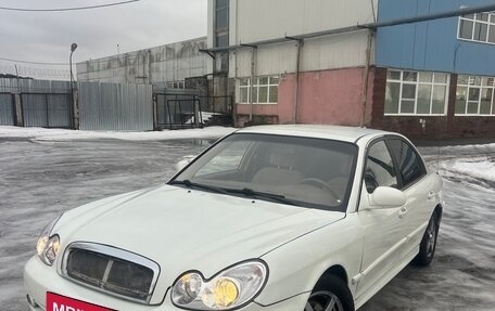 Hyundai Sonata IV рестайлинг, 2002 год, 399 000 рублей, 1 фотография