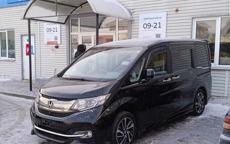 Honda Stepwgn IV, 2015 год, 2 510 000 рублей, 1 фотография