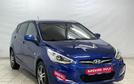 Hyundai Solaris II рестайлинг, 2013 год, 889 000 рублей, 2 фотография