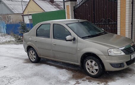 Renault Logan I, 2011 год, 600 000 рублей, 2 фотография