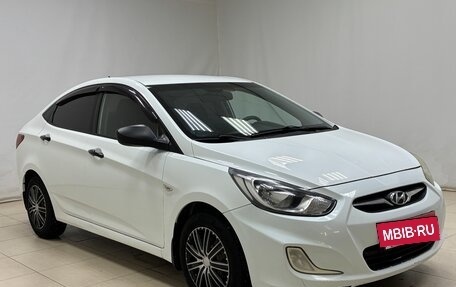 Hyundai Solaris II рестайлинг, 2014 год, 695 000 рублей, 3 фотография