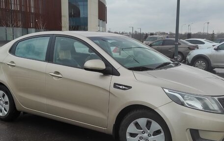 KIA Rio III рестайлинг, 2014 год, 1 090 000 рублей, 2 фотография