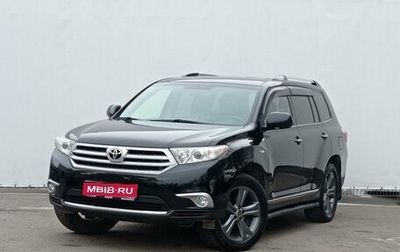 Toyota Highlander III, 2012 год, 1 950 000 рублей, 1 фотография