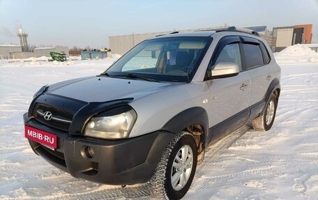 Hyundai Tucson III, 2005 год, 730 000 рублей, 1 фотография