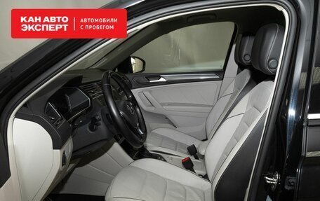 Volkswagen Tiguan II, 2019 год, 3 045 000 рублей, 5 фотография