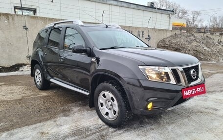 Nissan Terrano III, 2015 год, 1 365 000 рублей, 3 фотография