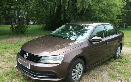 Volkswagen Jetta VI, 2015 год, 1 150 000 рублей, 1 фотография