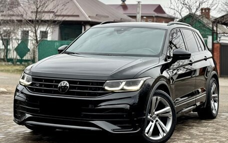 Volkswagen Tiguan II, 2021 год, 4 169 000 рублей, 1 фотография