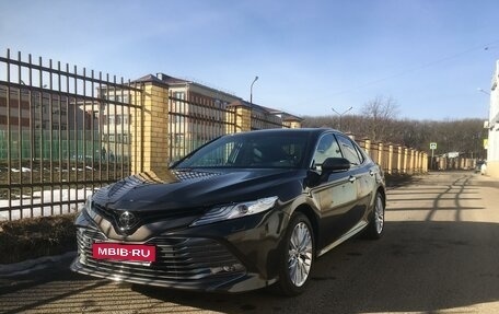 Toyota Camry, 2021 год, 4 100 000 рублей, 1 фотография