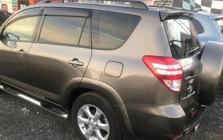 Toyota RAV4, 2012 год, 2 200 000 рублей, 3 фотография