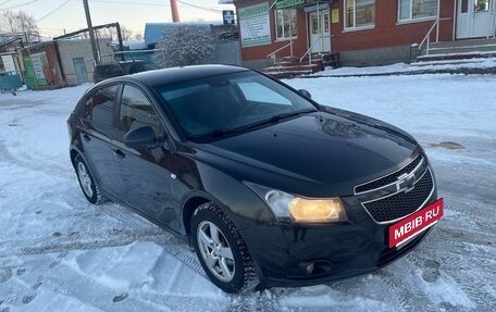 Chevrolet Cruze II, 2012 год, 830 000 рублей, 3 фотография