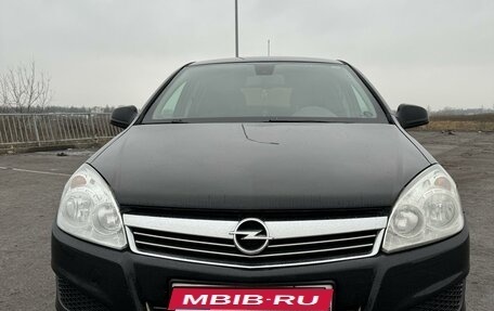 Opel Astra H, 2011 год, 700 000 рублей, 1 фотография