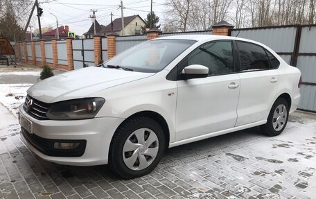 Volkswagen Polo VI (EU Market), 2015 год, 800 000 рублей, 1 фотография