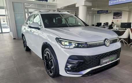 Volkswagen Tiguan, 2024 год, 5 450 000 рублей, 3 фотография