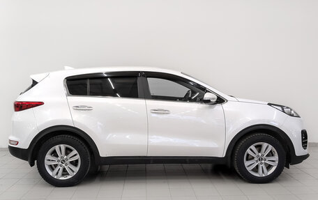 KIA Sportage IV рестайлинг, 2018 год, 2 200 000 рублей, 4 фотография