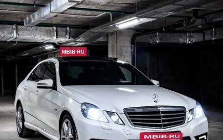 Mercedes-Benz E-Класс, 2010 год, 2 100 000 рублей, 2 фотография