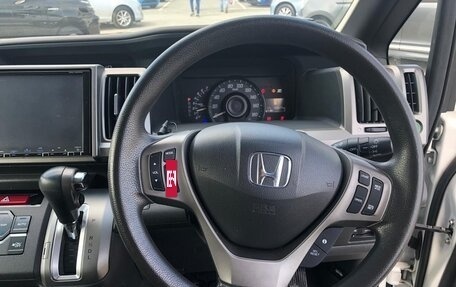 Honda Stepwgn IV, 2013 год, 1 700 000 рублей, 6 фотография