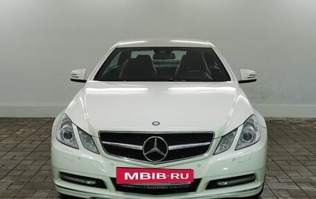 Mercedes-Benz E-Класс, 2011 год, 1 515 000 рублей, 2 фотография