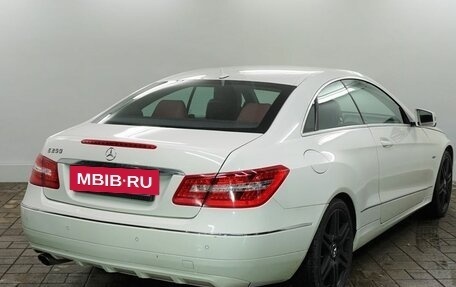 Mercedes-Benz E-Класс, 2011 год, 1 515 000 рублей, 4 фотография