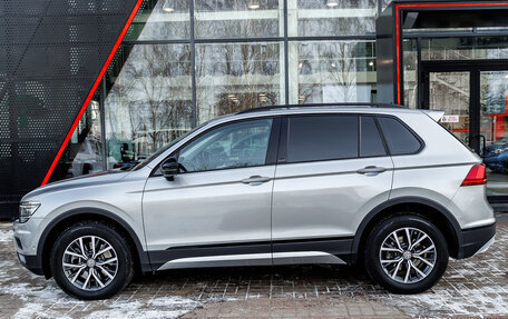 Volkswagen Tiguan II, 2020 год, 2 923 000 рублей, 2 фотография