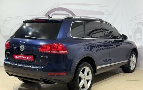 Volkswagen Touareg III, 2011 год, 2 499 000 рублей, 4 фотография