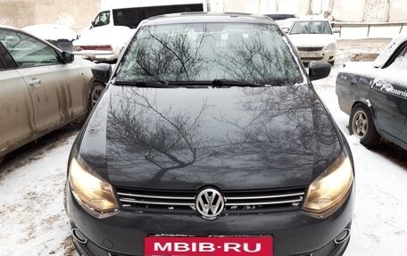 Volkswagen Polo VI (EU Market), 2011 год, 650 000 рублей, 2 фотография