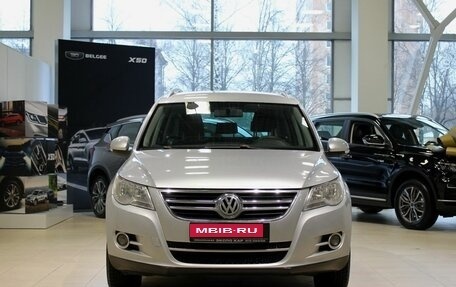 Volkswagen Tiguan I, 2010 год, 985 000 рублей, 2 фотография