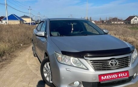 Toyota Camry, 2012 год, 1 650 000 рублей, 2 фотография