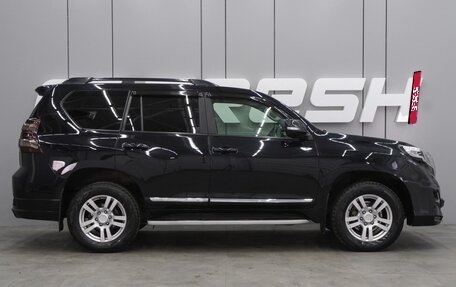 Toyota Land Cruiser Prado 150 рестайлинг 2, 2015 год, 4 499 000 рублей, 5 фотография