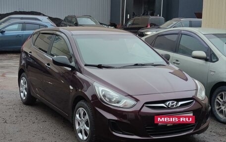 Hyundai Solaris II рестайлинг, 2013 год, 1 080 000 рублей, 3 фотография