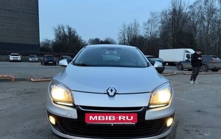 Renault Megane III, 2012 год, 610 000 рублей, 2 фотография