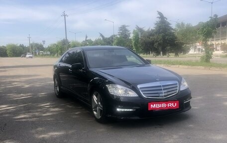 Mercedes-Benz S-Класс, 2008 год, 1 350 000 рублей, 2 фотография